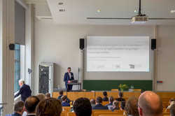 Vortrag von Moritz Schäferhoff Vortrag von Moritz Schäferhoff