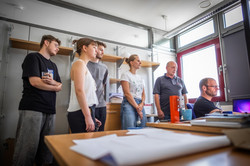 Gruppe Studierender im Planungsbüro von META